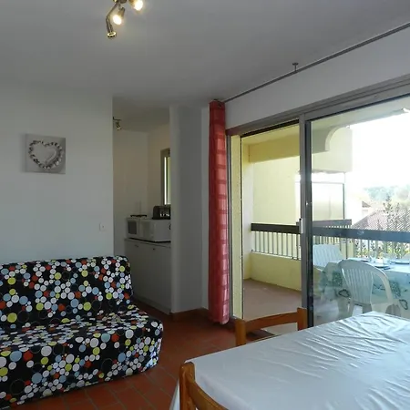 T2 Avec Terrasse Et Parking Au Calme, - Fr-1-251-766 *