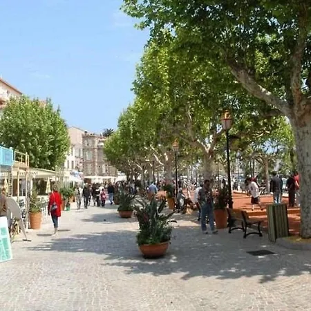 T2 Avec Terrasse Et Parking Au Calme, - Fr-1-251-766